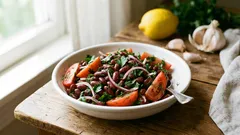 Bohnensalat in 10 minuten: tomaten, bohnen und zitronendressing für den schnellen feierabend