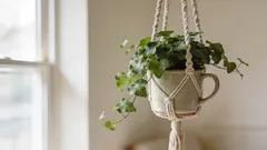 Pflanzgefäße aus alten Tassen: Gemütliche Dekoration an einem Abend